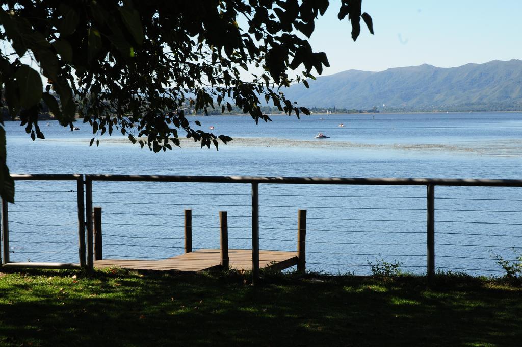Hostal De La Costa Villa Carlos Paz Dış mekan fotoğraf