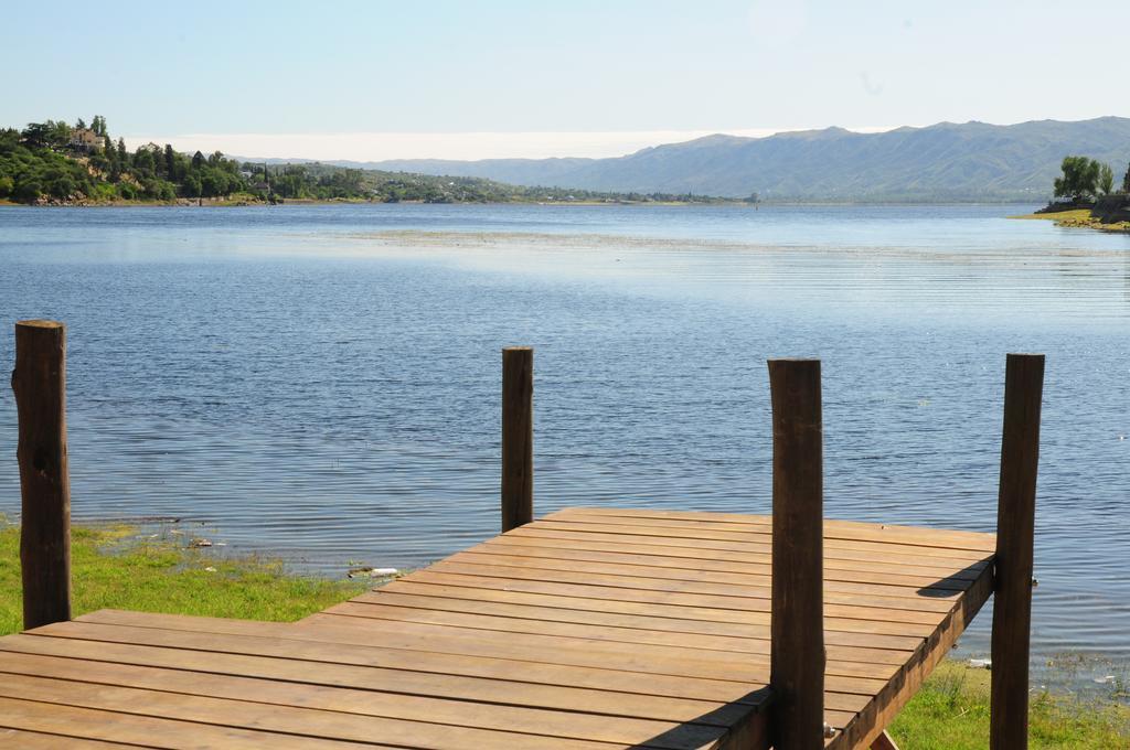 Hostal De La Costa Villa Carlos Paz Dış mekan fotoğraf