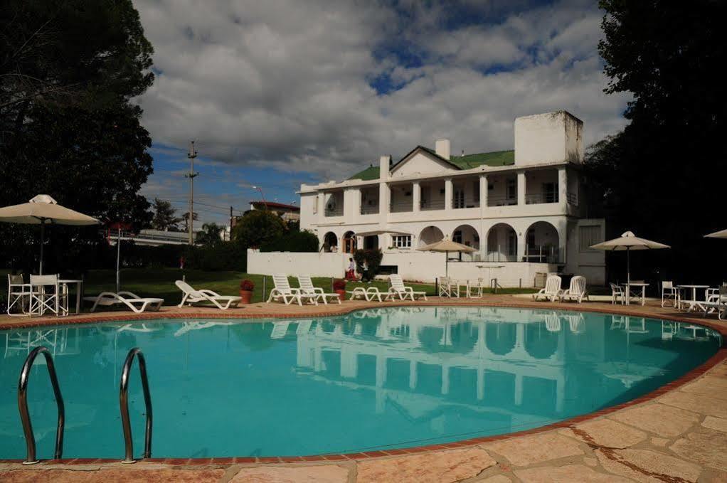 Hostal De La Costa Villa Carlos Paz Dış mekan fotoğraf