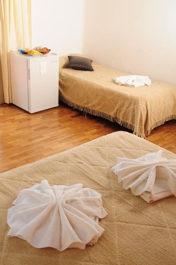 Hostal De La Costa Villa Carlos Paz Dış mekan fotoğraf